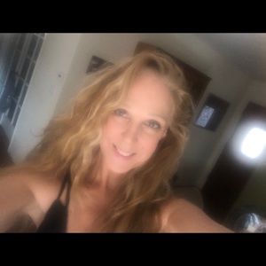 Meet your Posher, Celia-jane